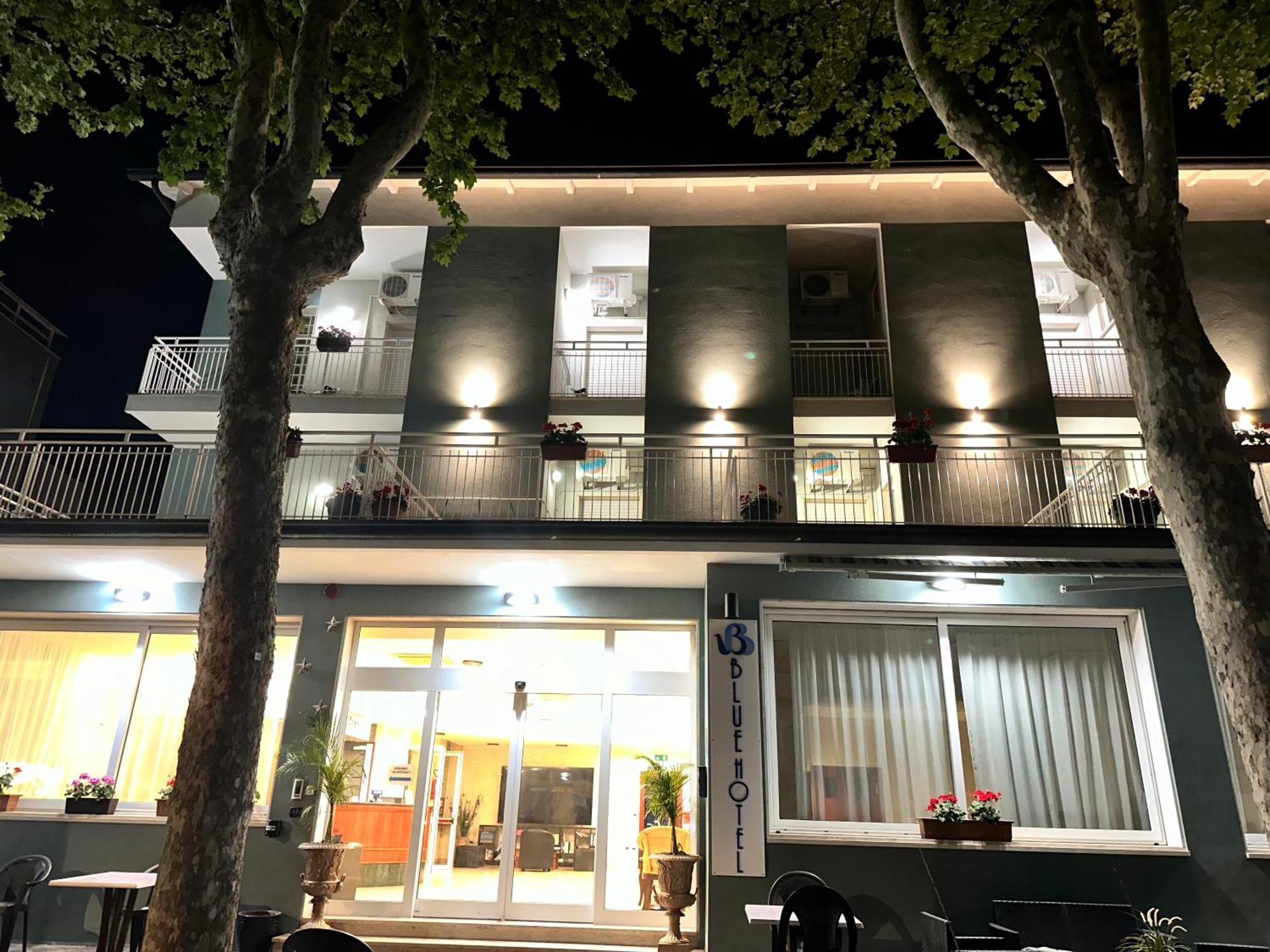 Blue Hotel Cesenatico Exterior photo